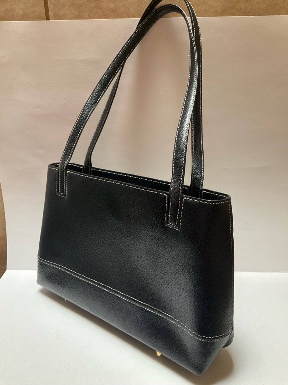 TUSK Black Pebbled Leather SHOULDER BAG Top Zip/ Int Pockets /Gold Studs Y2K